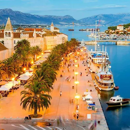 Apex Luxury Apartman Trogir Exterior photo